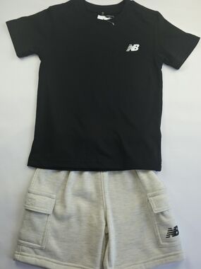 New Balance Boys 2PC Set Black Tee & Oatmeal Shorts M 5/6 NWT